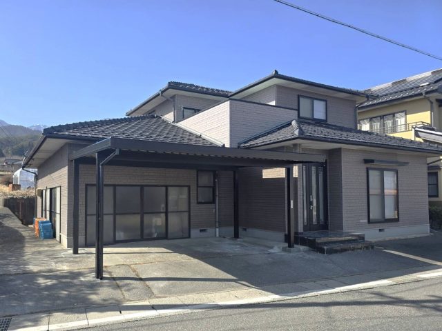 松川町M邸_完成したカーポート