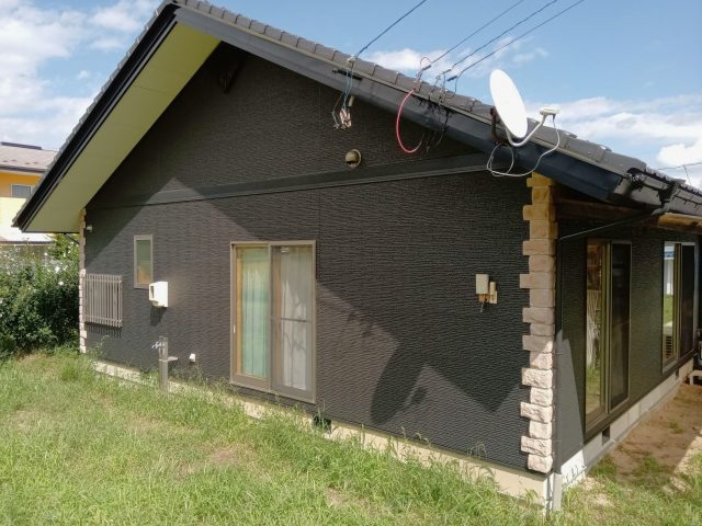 駒ヶ根市I邸_完成-裏手