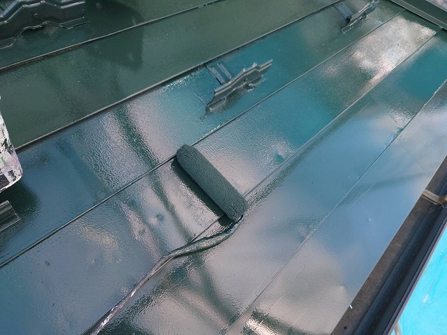 上伊那郡箕輪町：下屋根に遮熱塗料を使って塗装メンテナンス