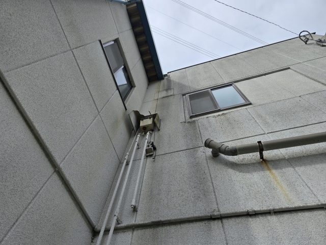 飯田市T邸_汚れが付着した外壁