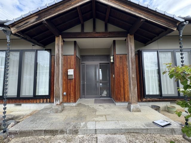 飯田市W邸_玄関周辺の状態