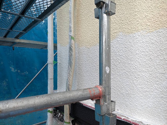 上伊那郡飯島町：劣化してひび割れたモルタル外壁への塗装工事