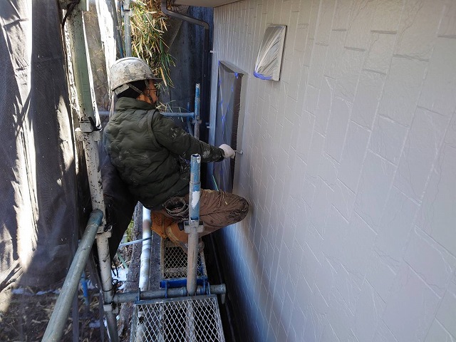 飯田市：劣化した外壁サイディングに低汚染塗料で仕上げ塗装