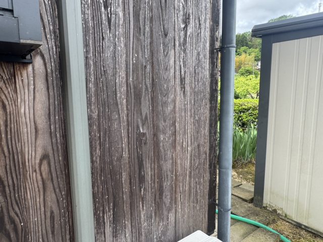 飯田市W邸_家の裏手の木部の状態