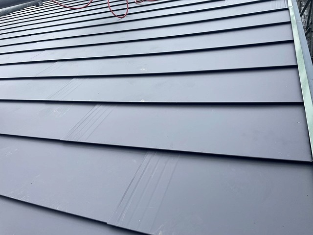 飯田市：エスジーエル鋼板屋根によるカバー工法メンテナンスの施工状況