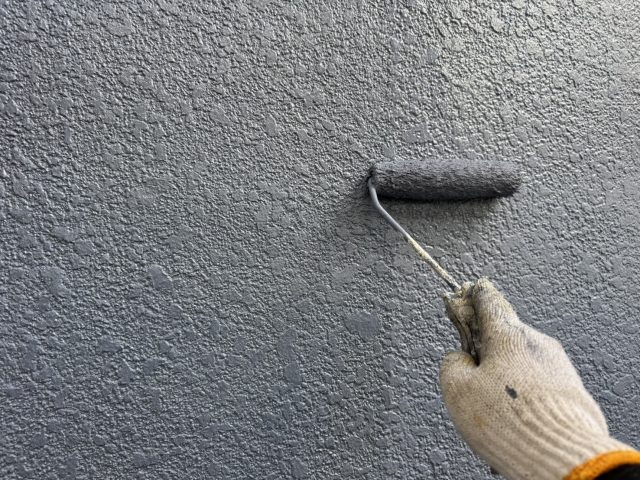 飯田市K邸_外壁上塗り