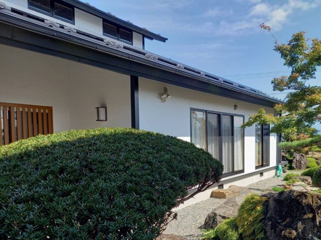 伊那市K邸_完成-玄関側