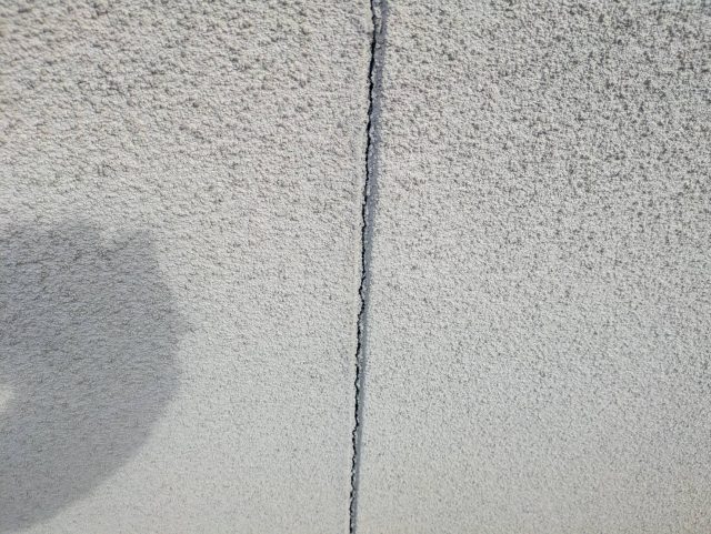 豊丘村S邸_目地の割れ