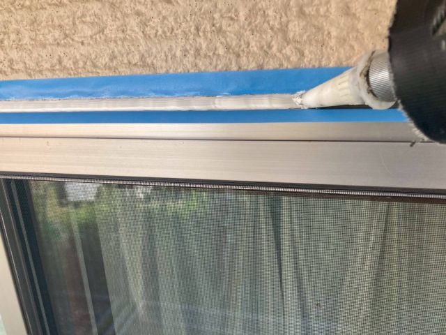 駒ヶ根市I邸_新規コーキング材充填-窓廻り