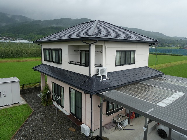 上伊那郡宮田村：外壁と屋根の塗装工事を行うための現場調査時の建物全景