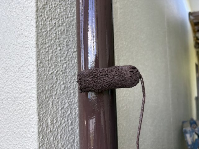 高森町N邸_竪樋塗装