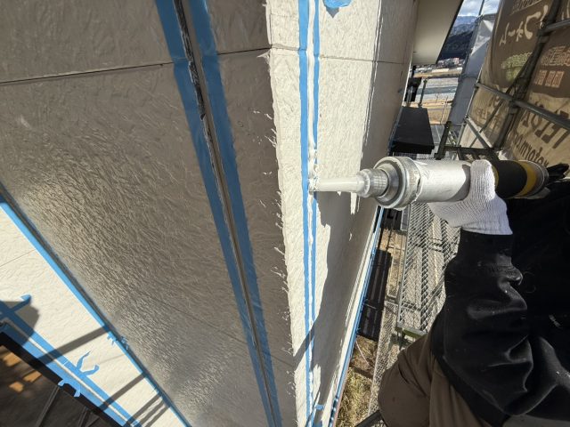 高森町M邸_コーキング充填