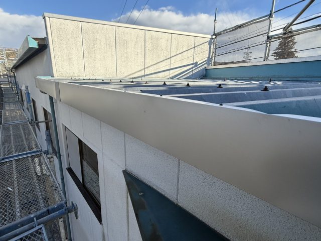 飯田市T邸_箱樋取付け完成