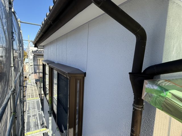 飯田市I邸_モルタル外壁-上塗り塗装