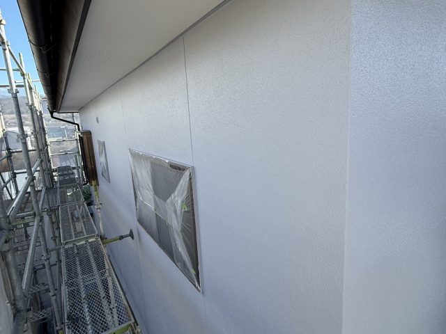 飯田市I邸_モルタル外壁-上塗り塗装完成