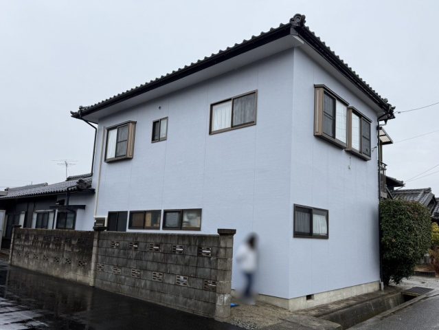 飯田市I邸_足場撤去後-モルタル外壁完成-裏手