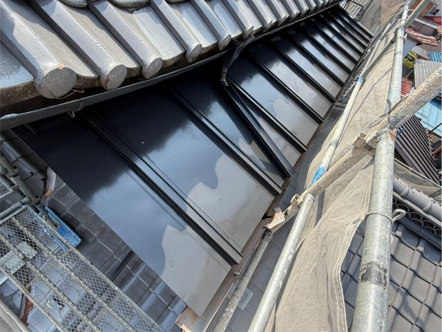 伊那市M邸_トタン屋根塗装完成