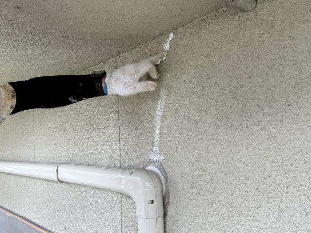 豊丘村S邸_クラック補修中