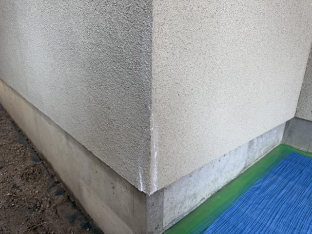 豊丘村S邸_施工後の角のクラック