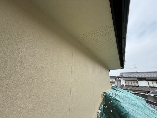 豊丘村S邸_中塗りが完成した2階