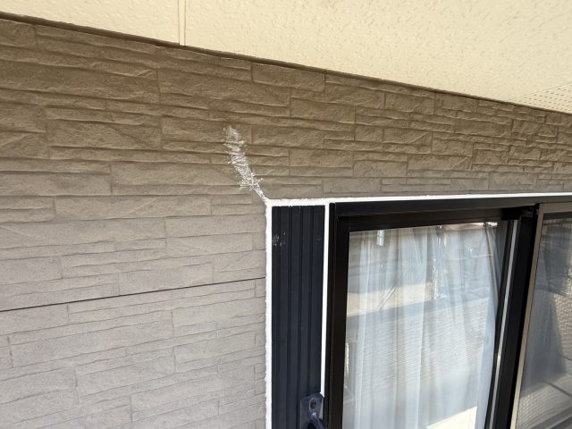 駒ヶ根市I邸_コーキング材打替え・クラック補修