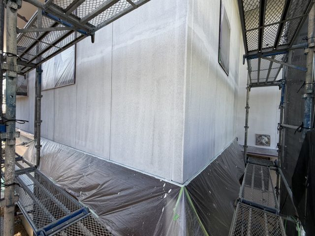 飯田市N邸_2F外壁下塗り