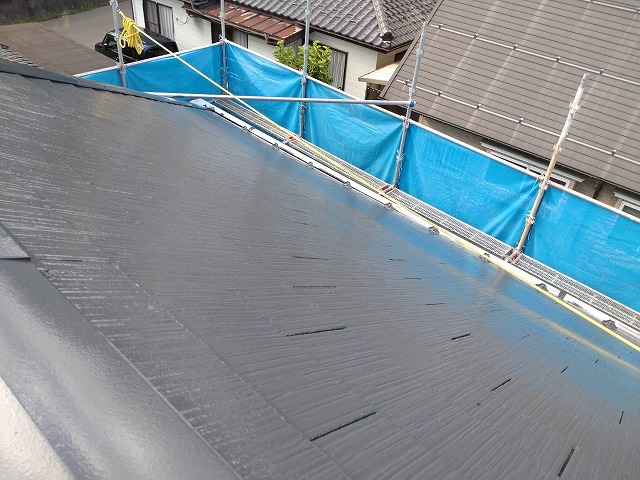 伊那市：スレート屋根にスーパーシャネツサーモFを使った仕上げ塗装
