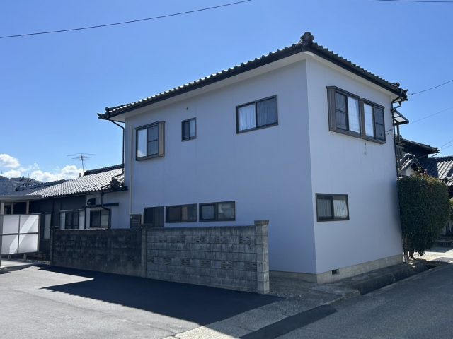 飯田市でのモルタルと金属サイディングの外壁塗装工事が全て完成、施工前後をご紹介