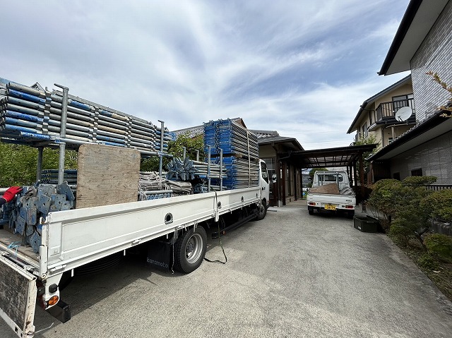 飯田市：足場資材を計画通りに搬入した車両