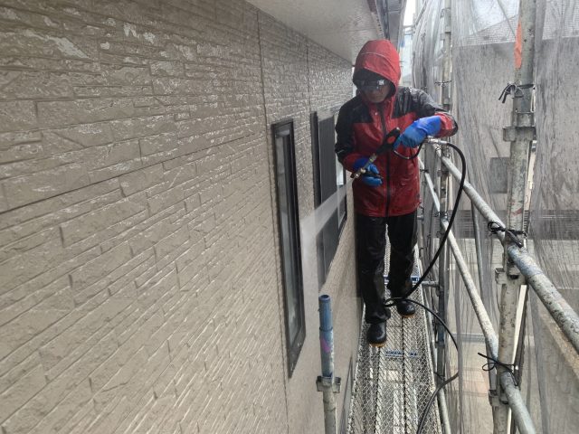 駒ヶ根市I邸_外壁洗浄中