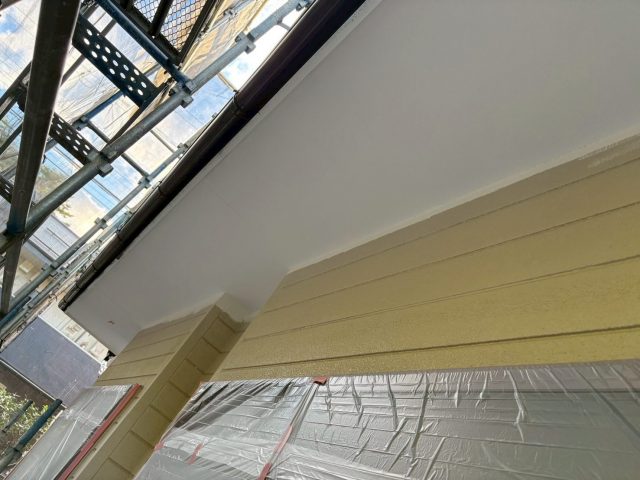 飯田市K邸_軒天塗装2回目
