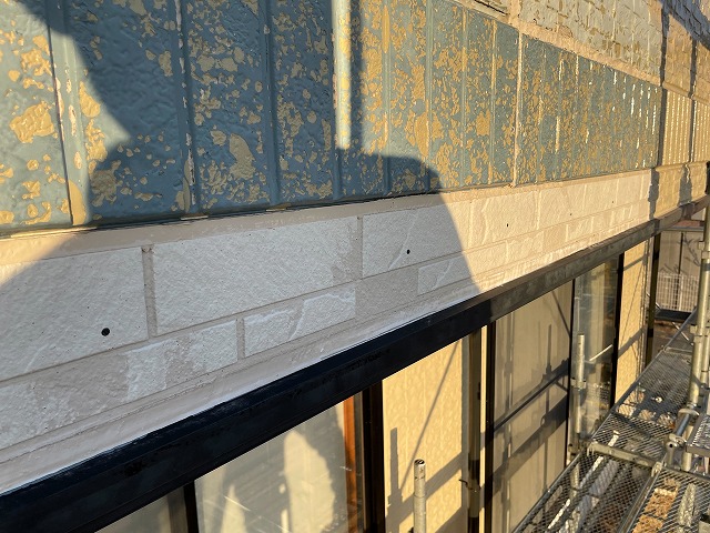 飯田市：外壁サイディングの部分張り替え補修の様子