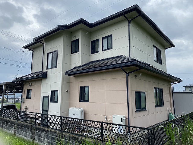 上伊那郡宮田村：ALC外壁と金属屋根の塗装メンテナンス前の住宅