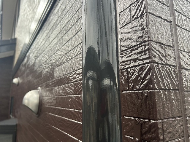飯田市：外壁塗装と雨樋塗装でツヤが美しい仕上がり