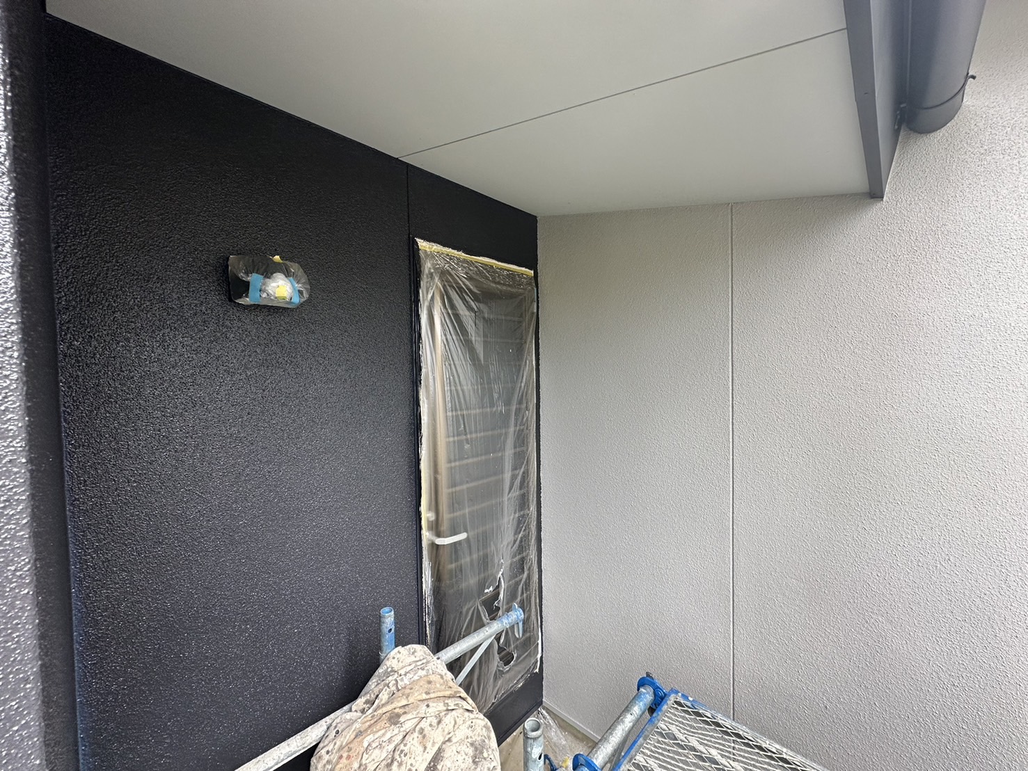 飯島町I邸_モルタル外壁中塗り