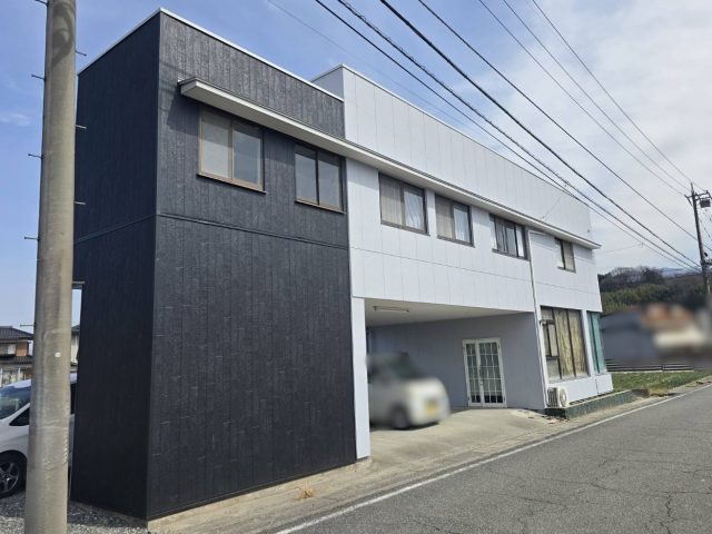 飯田市のお問い合わせ頂いた建物の塗装工事が完成しました！全貌をご紹介します