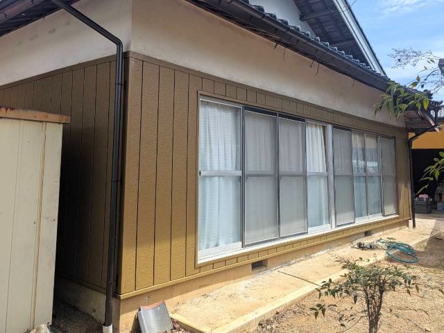 中川村T邸_外壁カバー完成