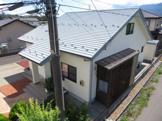 伊那市N邸外壁施工後