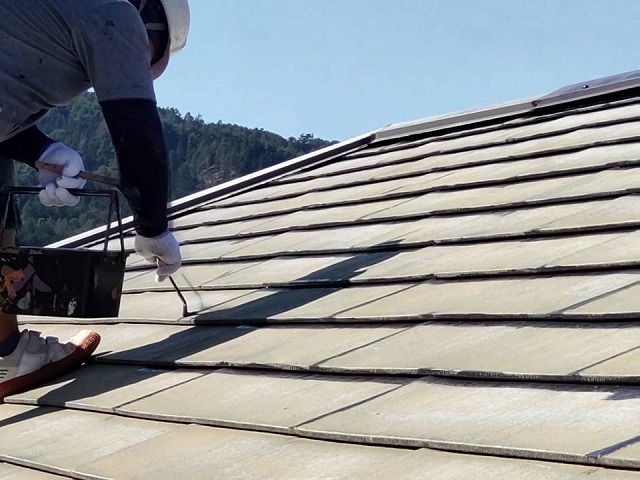 伊那市：劣化した金属屋根に塗装メンテナンス